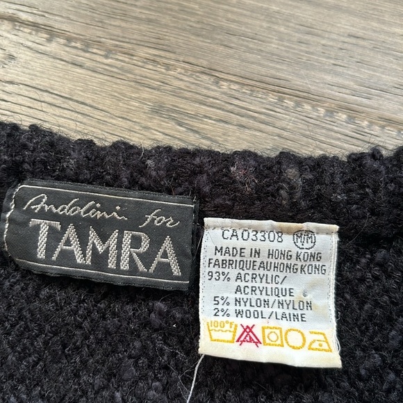 🔥Andolini for Tamra🔥 | Black and white vintage knit sweater - Picture 5 of 10